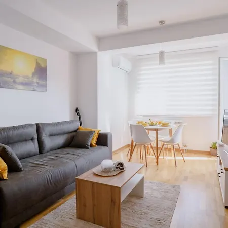 Apartment Ana *